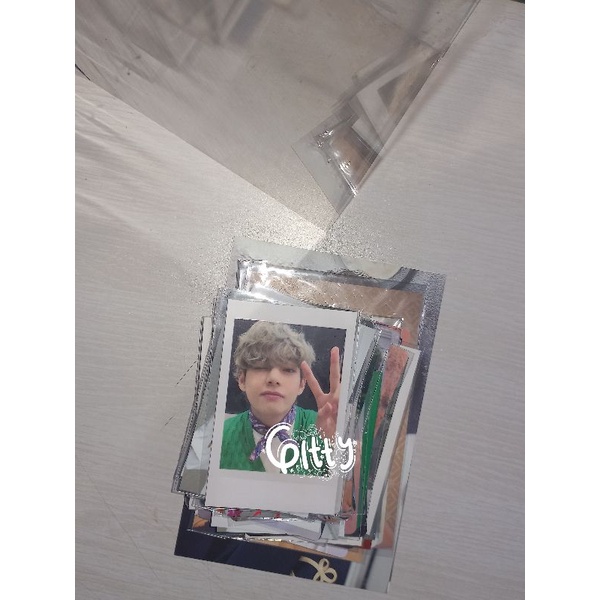 [BTS PHOTOCARD OFFICIAL] POLAROID SG21 TAEHYUNG + STICKER