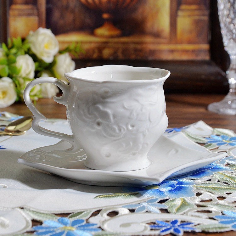 CANGKIR KERAMIK PUTIH POLOS MOTIF ANTIK STYLE EROPA PLUS COASTER/GELAS MUG KERAMIK PUTIH IMPOR