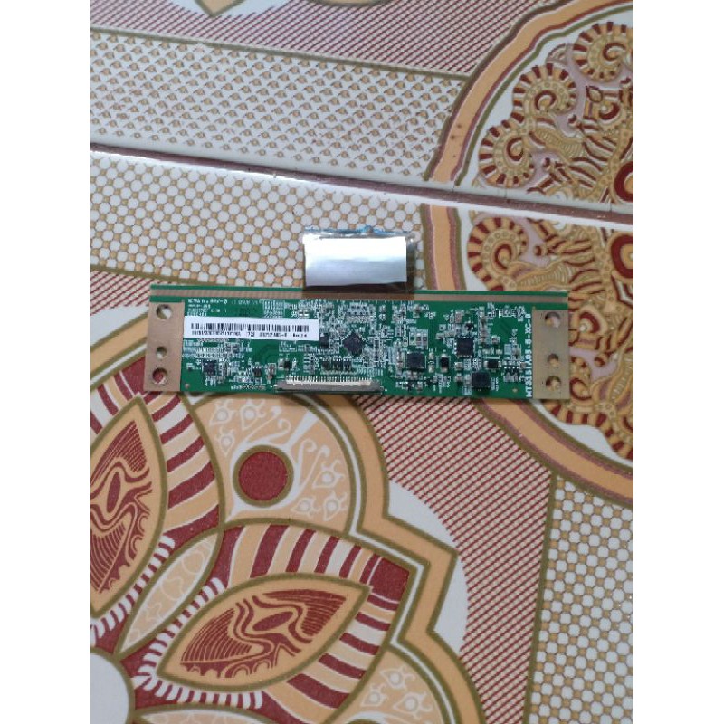 T-CON TCON TIKON IC COF DISPLAY TV LED PANASONIC TH-32E302G 32E302