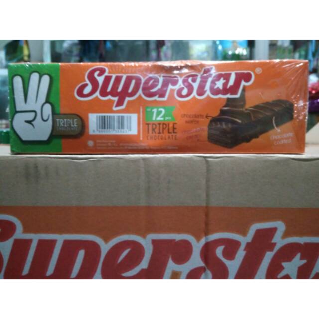 

Superstar Triple Chocolate Wafer cream isi 1 pcs x 18 gram Wafer Rasa Cokelat Chocolate Coated