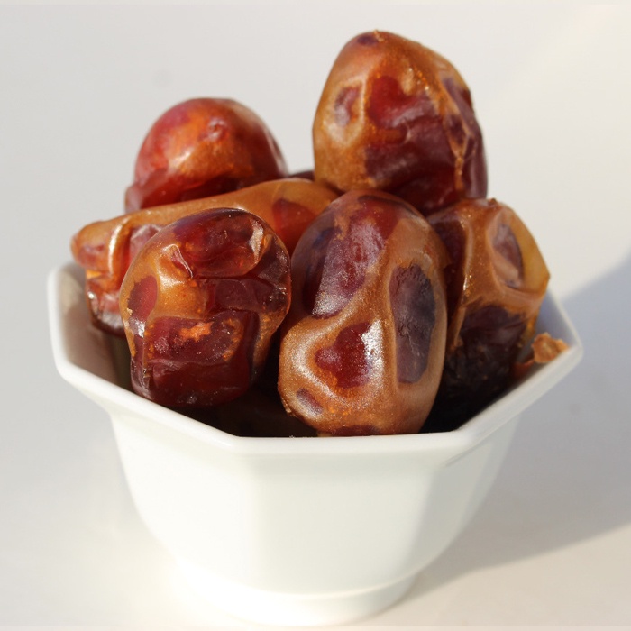 

Kurma Khalas Premium Berkualitas 1KG