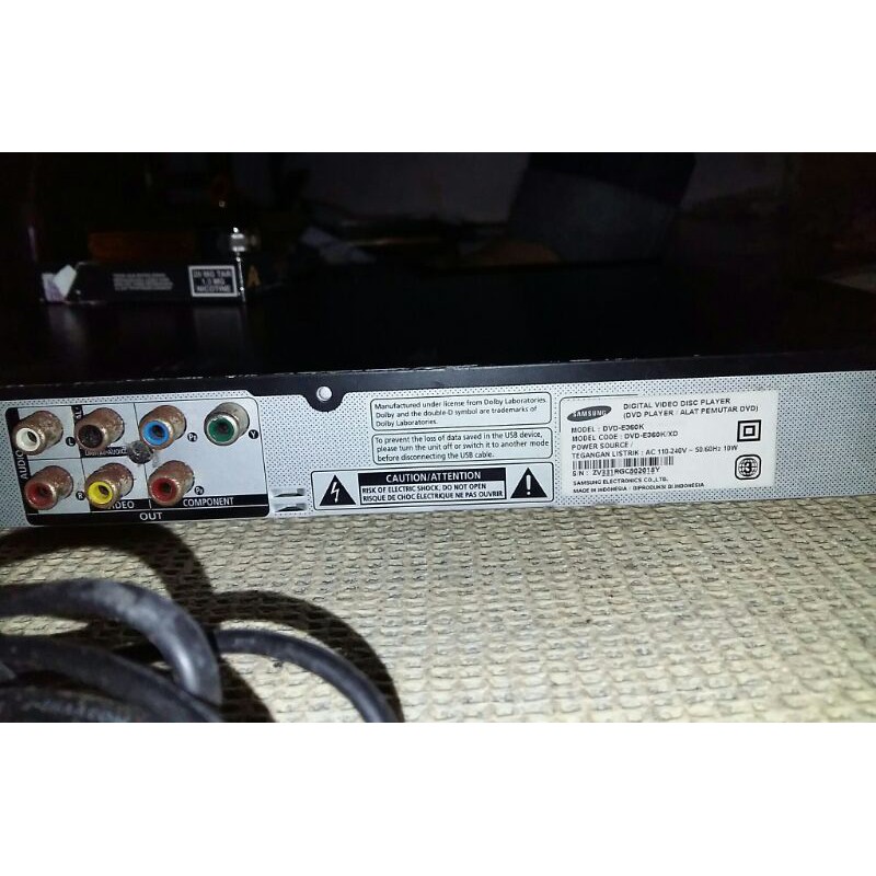 SAMSUNG DVD PLAYER