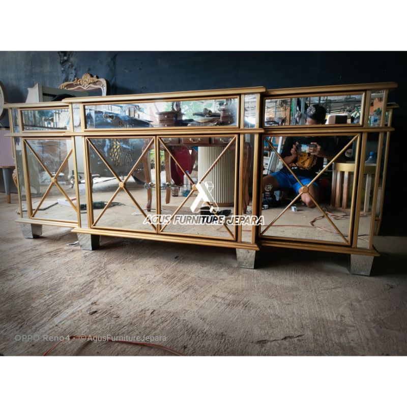 MEJA TV FULL KACA GOLD LUXURY MODEL TURKEY MINIMALIS MODERN (meja tv meja cabinet dresser)