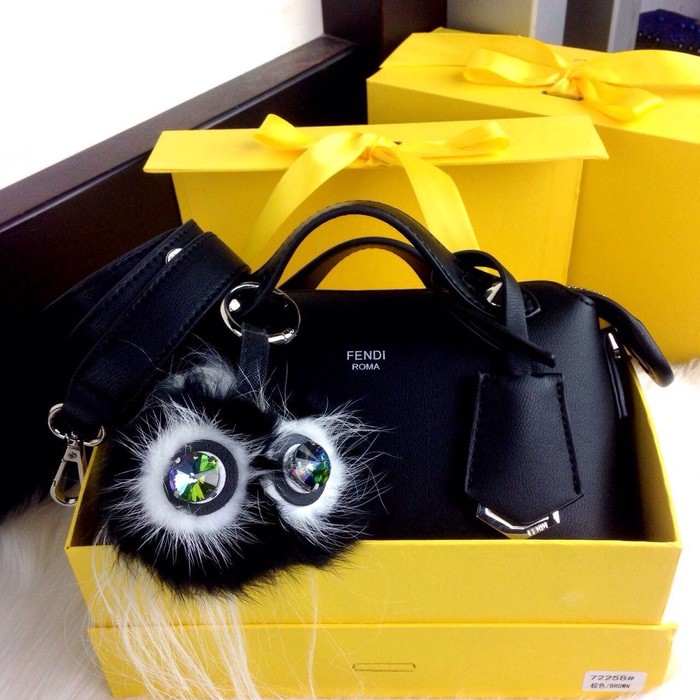 Tas Fashion Wanita Batam IMPORT - SELEMPANG - Tas Fendi F2258 QUALITY PLATINUM 1:1 FREEongkir