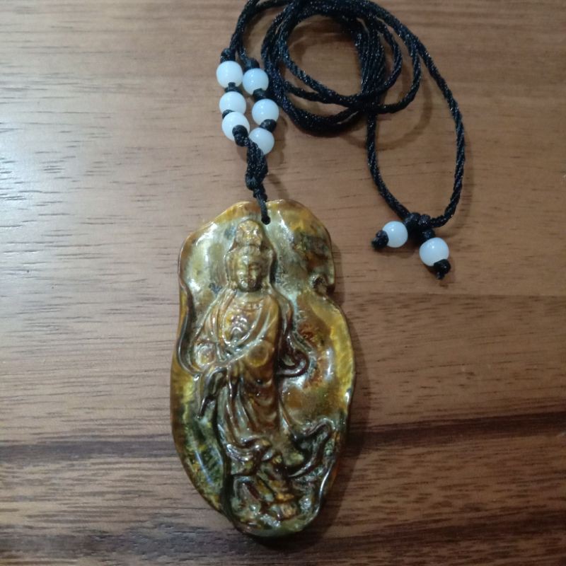 Kalung Tali Liontin Koral Emas Ukir