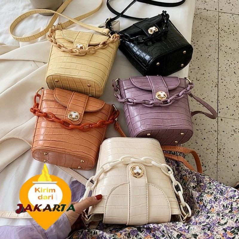 (2PC BISA IKG)GTBI99884557 New Arrival  !!!  Tas Selempang  Tas Wanita Import  Premium Terbaru