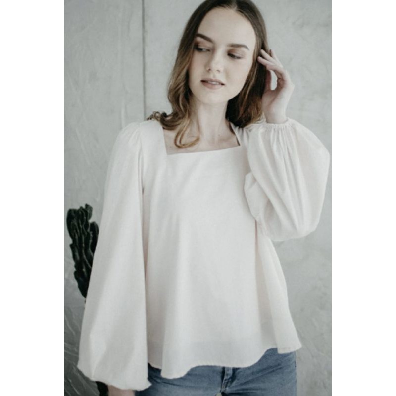 NAYOMI SQUARE NECK TOP