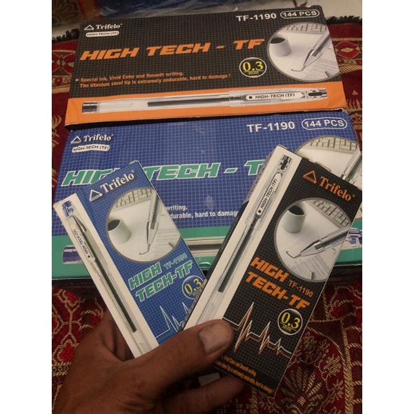 

high tech trifelo 0,3. hitech trifelo 0.3 pulpen makna ujung lancip halus. pulpen logat