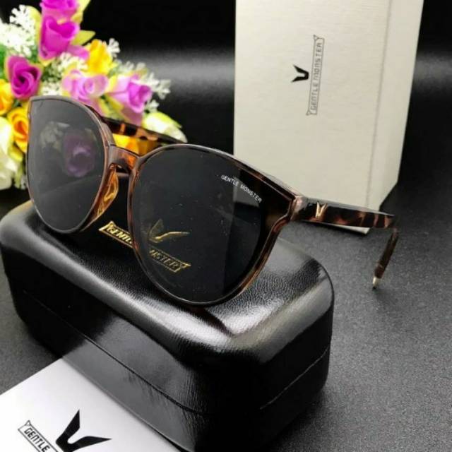 GENTLE MONSTER (kw) Sunglasses