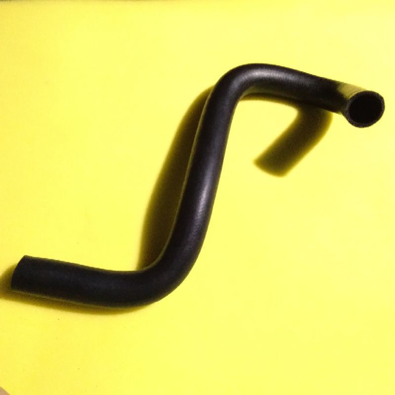 SELANG RADIATOR BAWAH NISSAN TERRANO