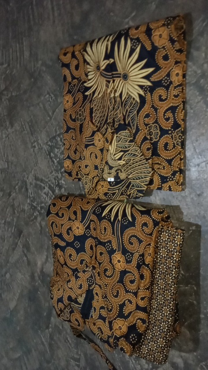 Couple Maura Ruffle Batik Couple Ndoro Jowi Dnt