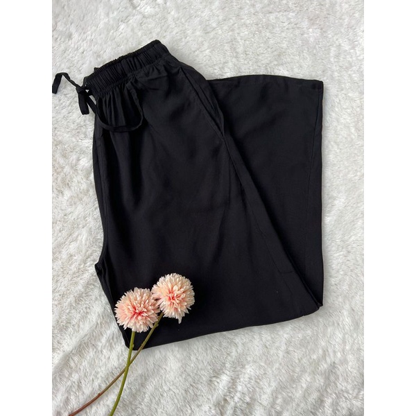 Un*glo cullotes pants/sisa export original(untuk warna beigie army random )-Black long relaco