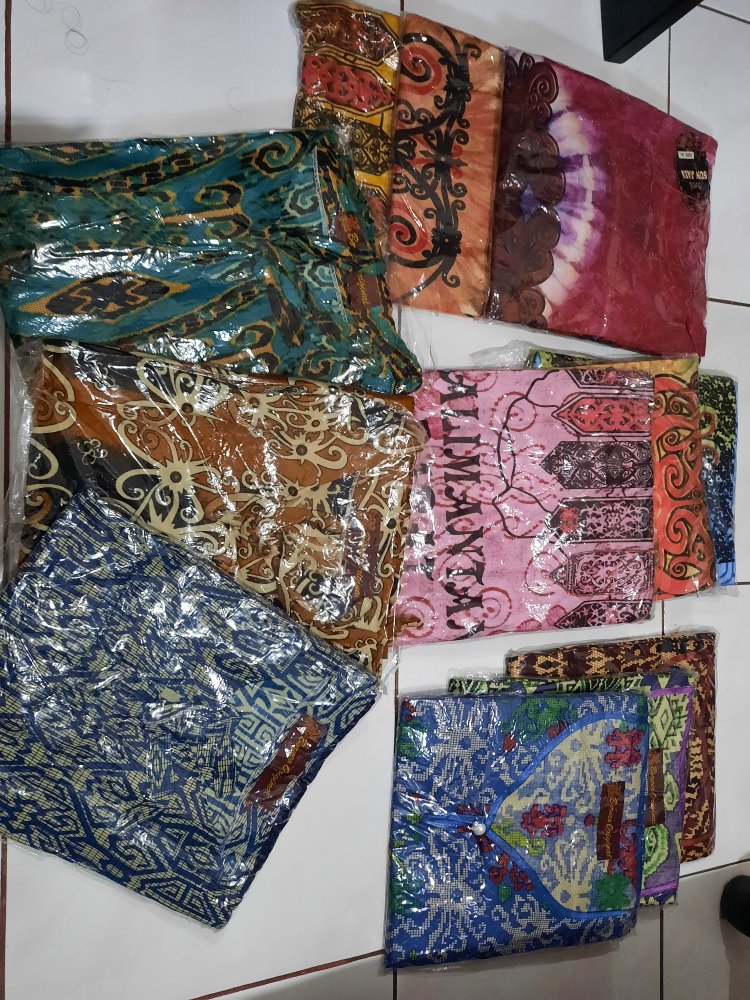 Kaos Batik Khas Kalbar/pontianak