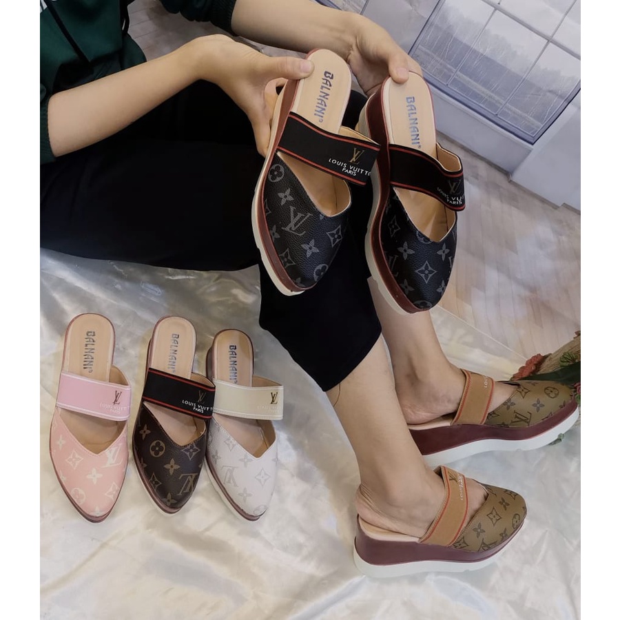 KB - 13 sandal wedges wanita