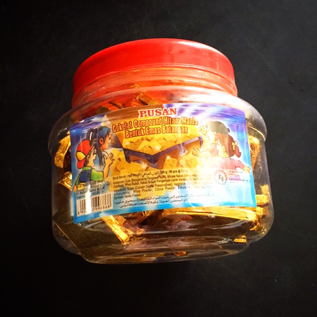 Pusan cokelat bentuk emas batangan