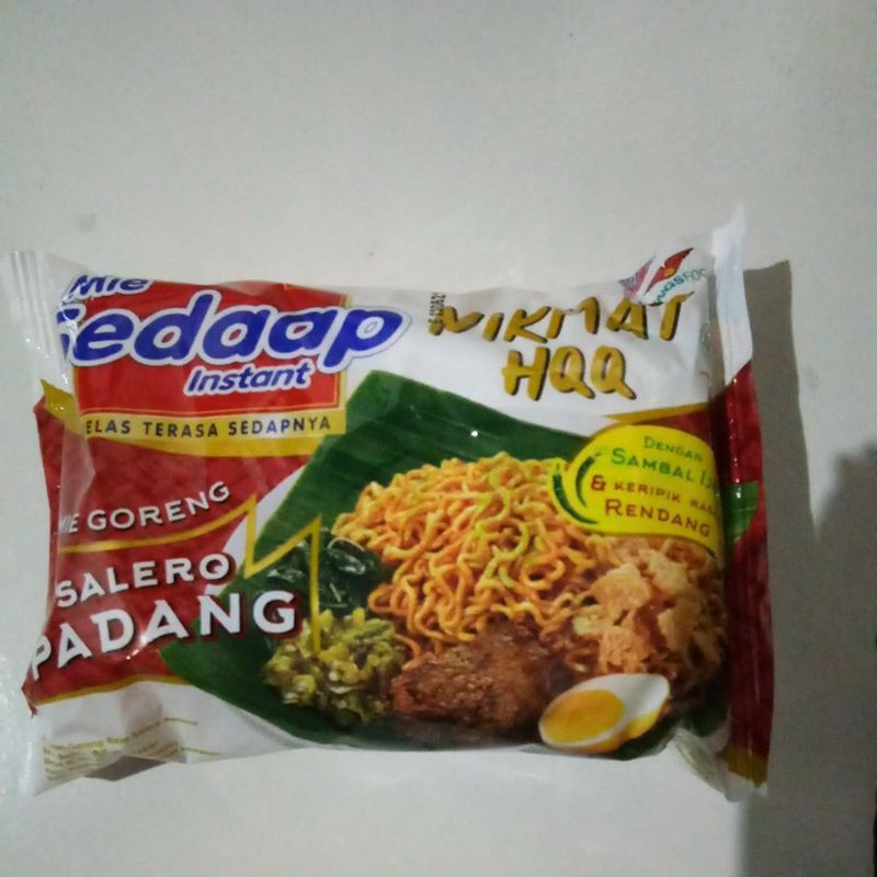 

mie goreng selera padang