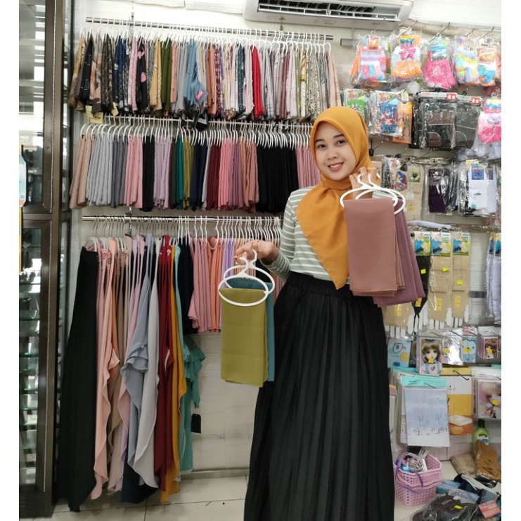 ☀️cahaya acc☀️Bella square hijab segi 4