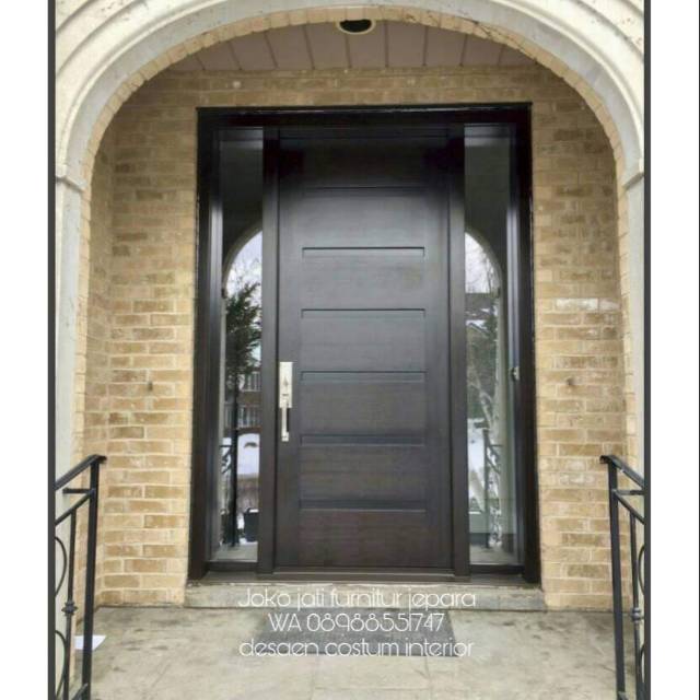 Kusen pintu masuk minimalis kaca