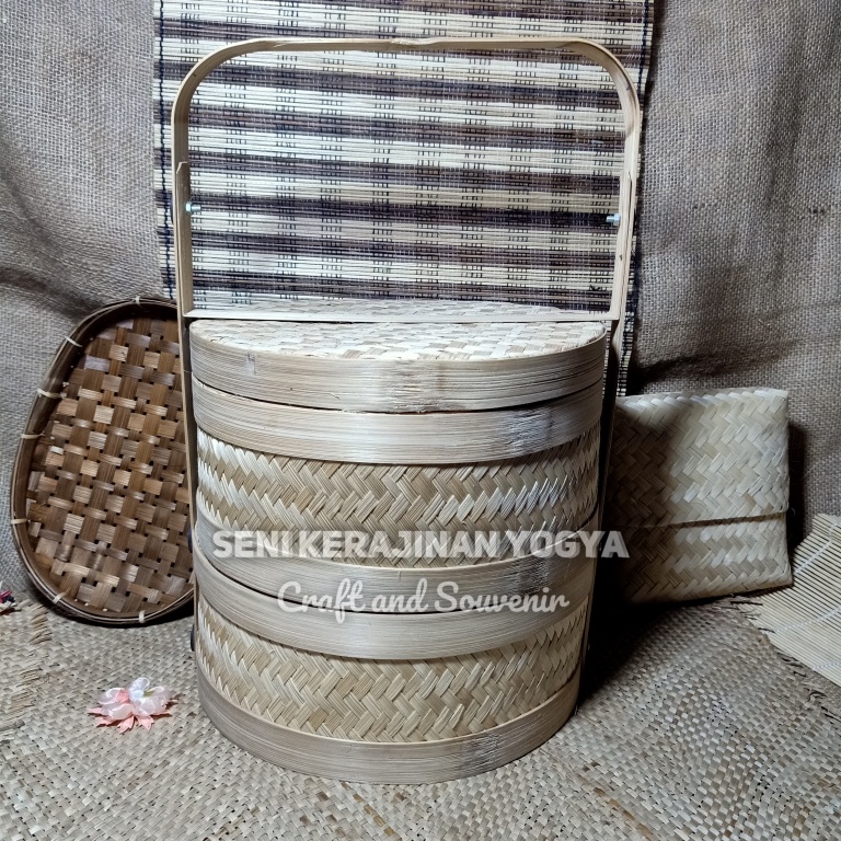 

(B065) Rantang bambu bulat 2 susun 25cm/Hampers/Kado/Wadah Parcel/tempat makanan/tempat jajanan/property foto/