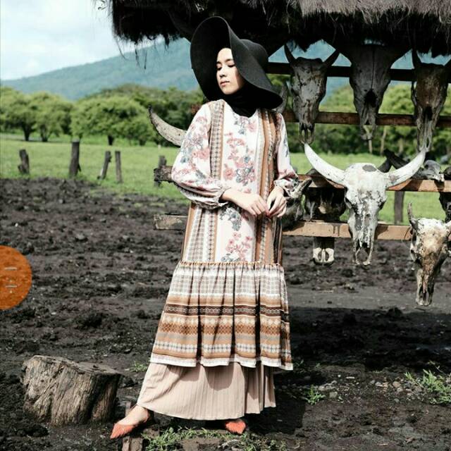 PADMA MIDI BLUSH BY haideeorlin