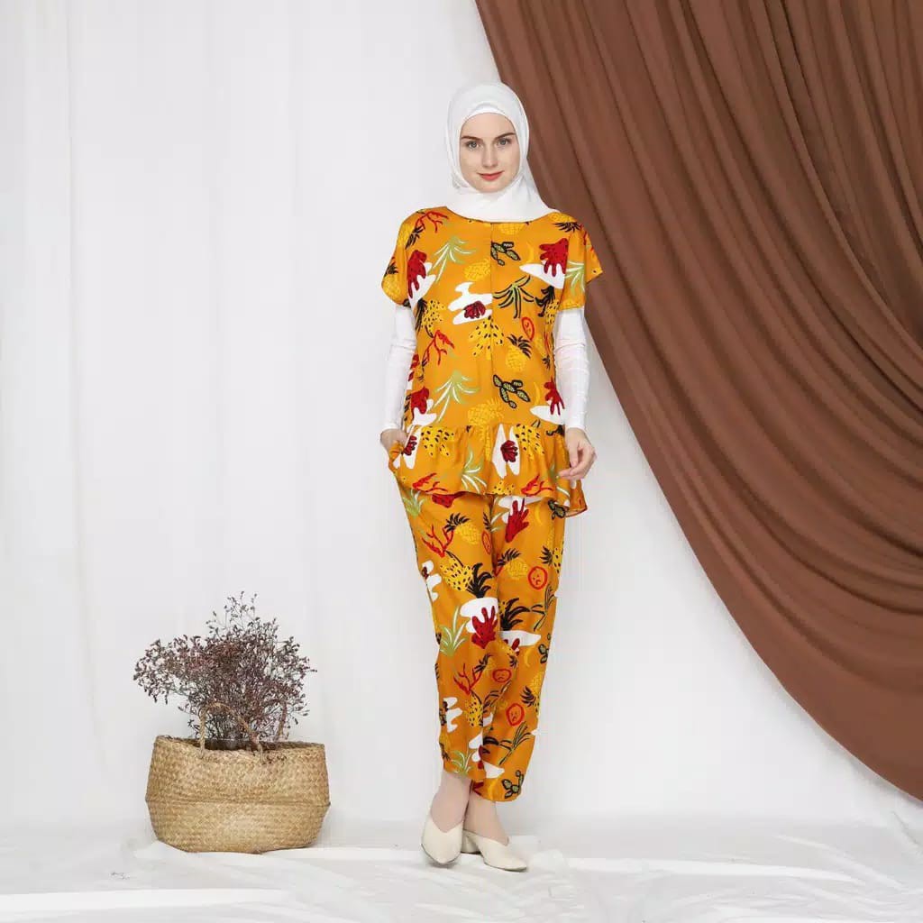 Jumuna - Set Kemeja Lengan Pendek Busui Motif Kaktus