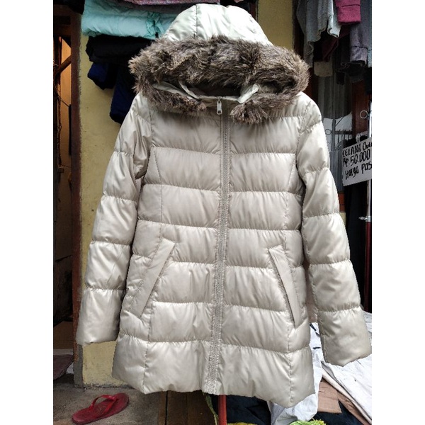 Jaket UNIQLO Bulang Ultralight second