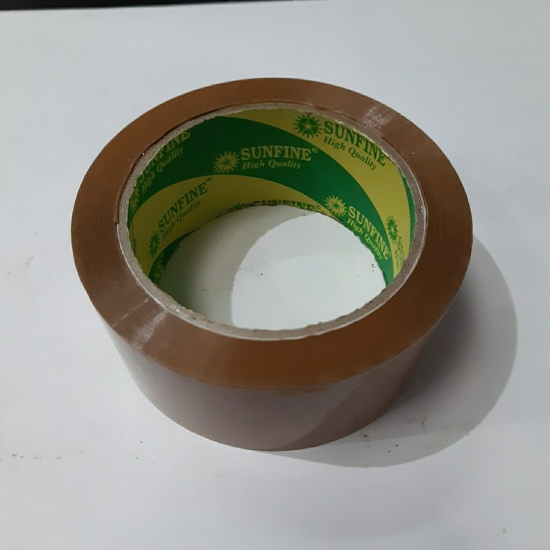 

Isolasi Lakban OPP Coklat Murah Merk Random 45/48mm x90 Yards 1 Buah