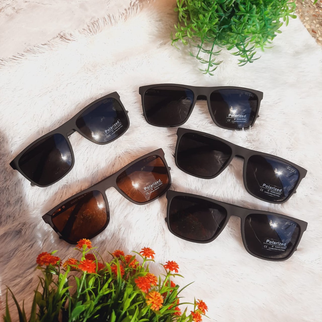 KACAMATA HITAM POLARIZED COWOK/KACAMATA FASHION