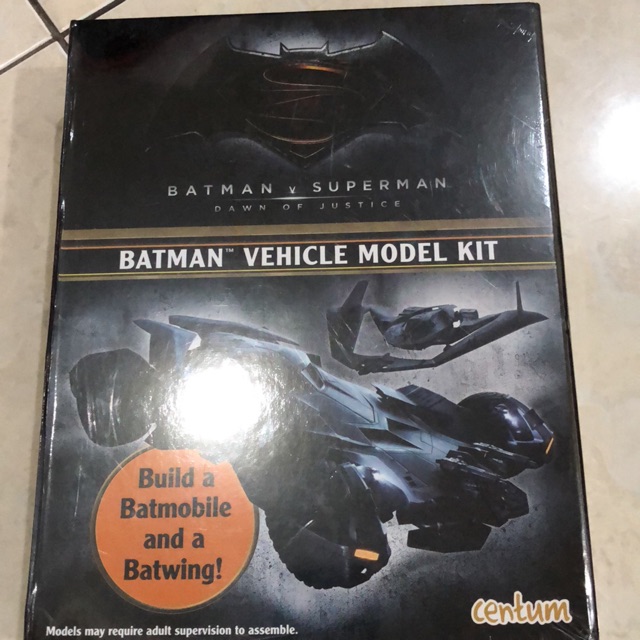 Batman vehicle model kit