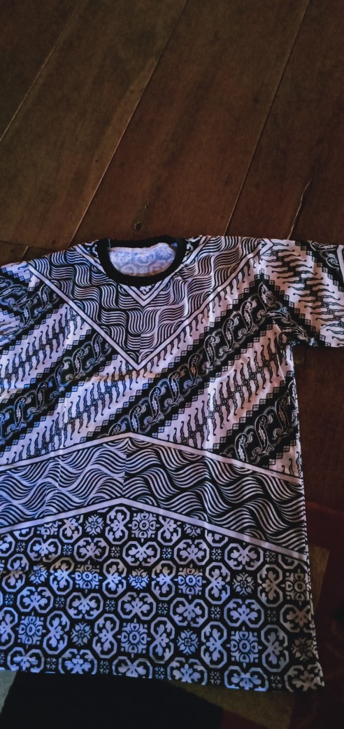 Kaos Batik Full Print Motif V|| Kaos Monocrom
