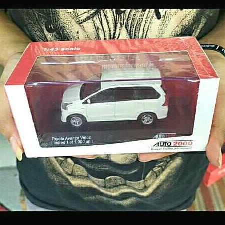 MINIATUR MOBIL TOYOTA AVANZA DIECAST MOBIL MOBILAN ANAK BESI MURAH