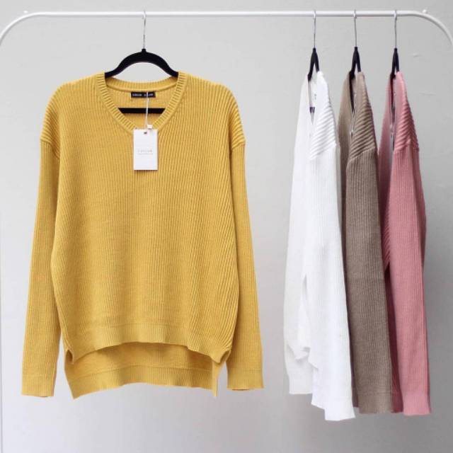 BOXY V-NECK VIONA/sweater rajut halus