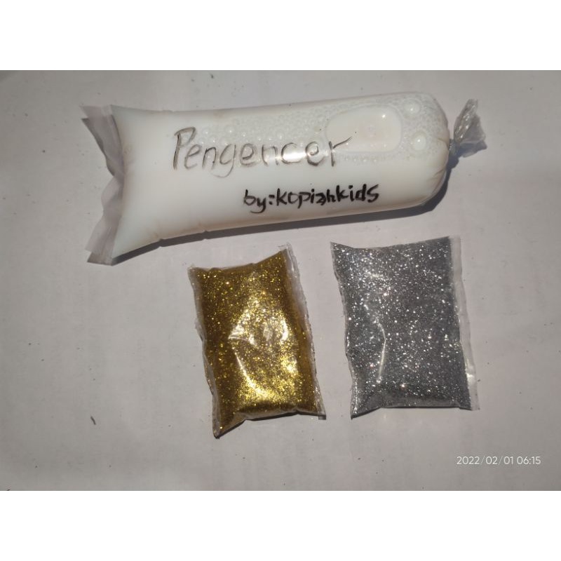 

Gliter Songkok 5 gram