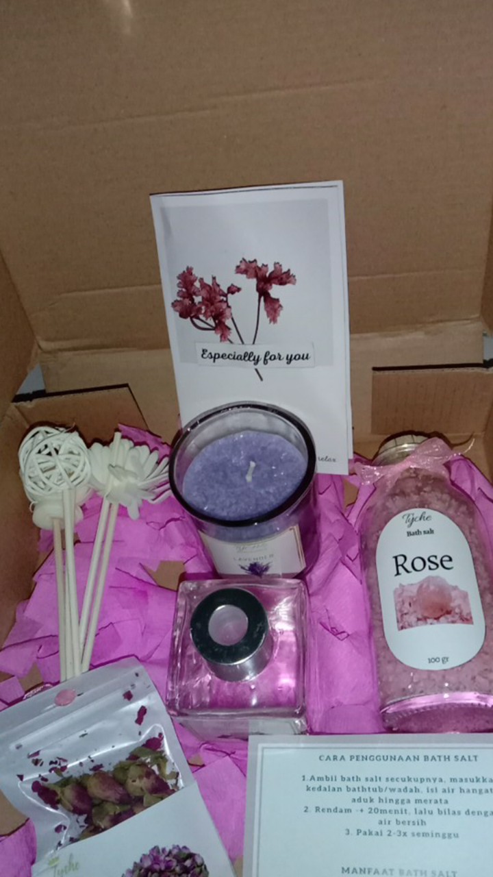Hampers Aromaterapi/gift Box Aromatherapy/reed Diffuser/kado/ Hadiah Wedding/birthday/graduation