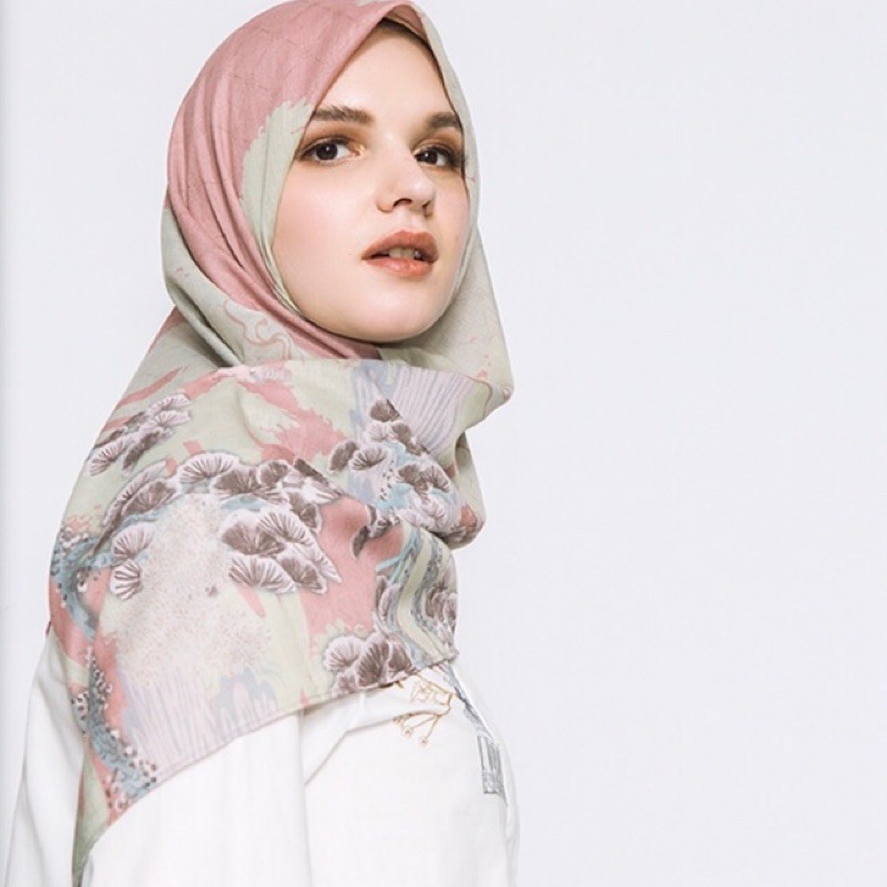 Floral Shams Scarf Ria Miranda x Cottonink