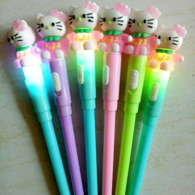 

Pulpen Lampu Hello Kitty / Pulpen Hello Kitty / Pulpen Karakter / Hadiah Ulang Tahun/ Souvenir Ultah