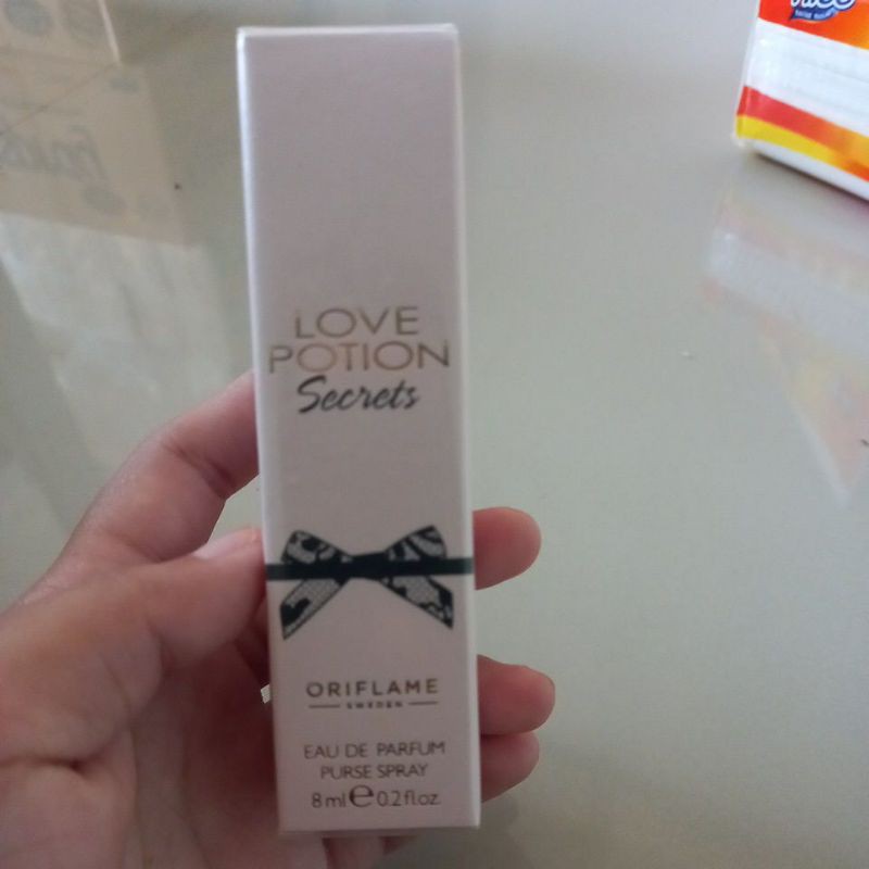 EAU DE PARFUM PURSE SPRAY LOVE POTION 8ml Oriflame