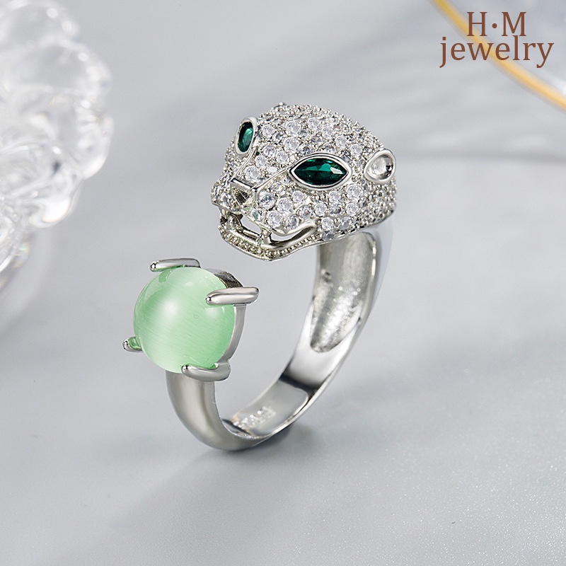 Cincin S925 Silver Bentuk Kepala Leopard Aksen Batu Giok Emerald