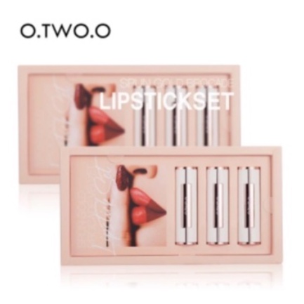 O TWO O 3pcs Set Lipstick Matte Anti Air Warna Merah LS YG004