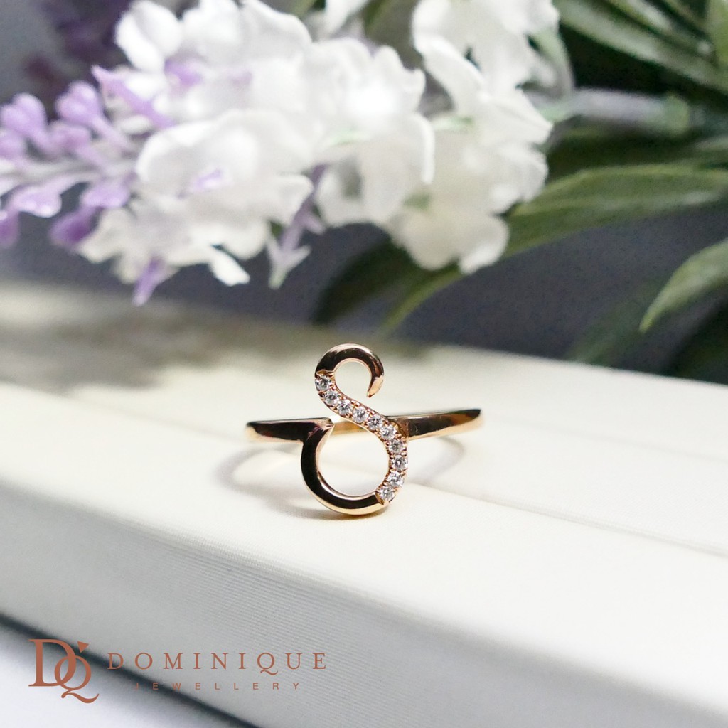 

Dominique Jewellery - Ladies Ring Diamond Alphabeth S