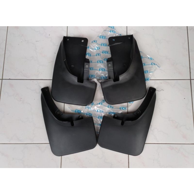 Mudguard Kijang Kapsul