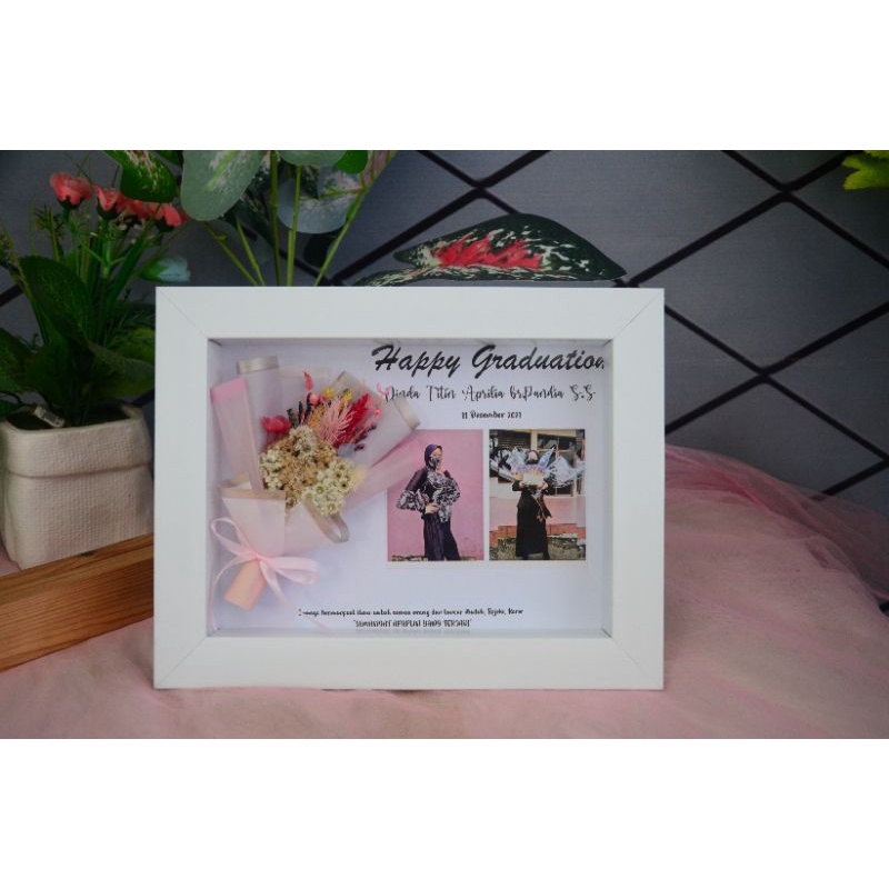 FRAME 3D/EDELWEISS IN FRAME / BUKET EDELWEISS / KADO WISUDA / FRAME KAYU / KADO NIKAH