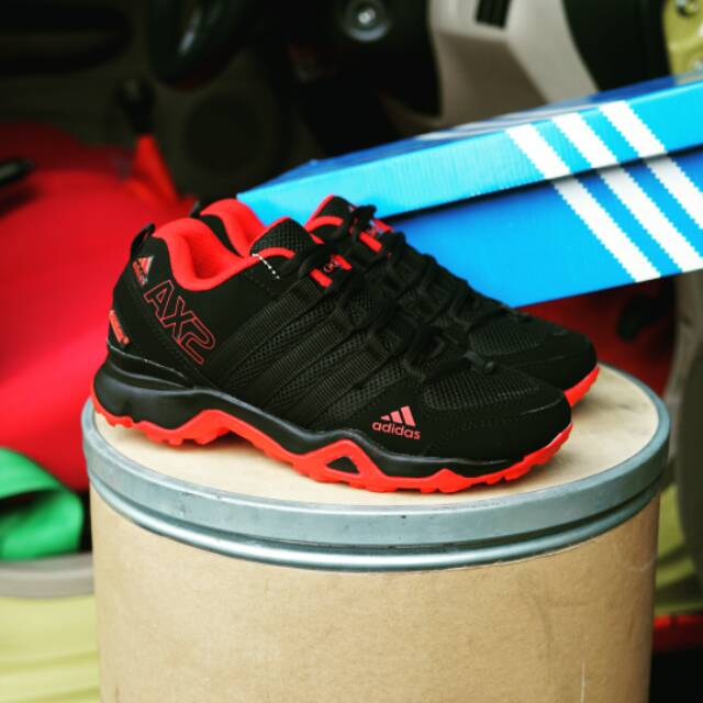 Sepatu adidas AX2 made in vietnam