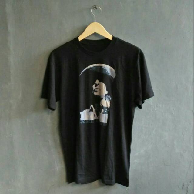 Kaos band murah kaos music murah kaos second kaos secondhand tshirt second tshirt secondhand