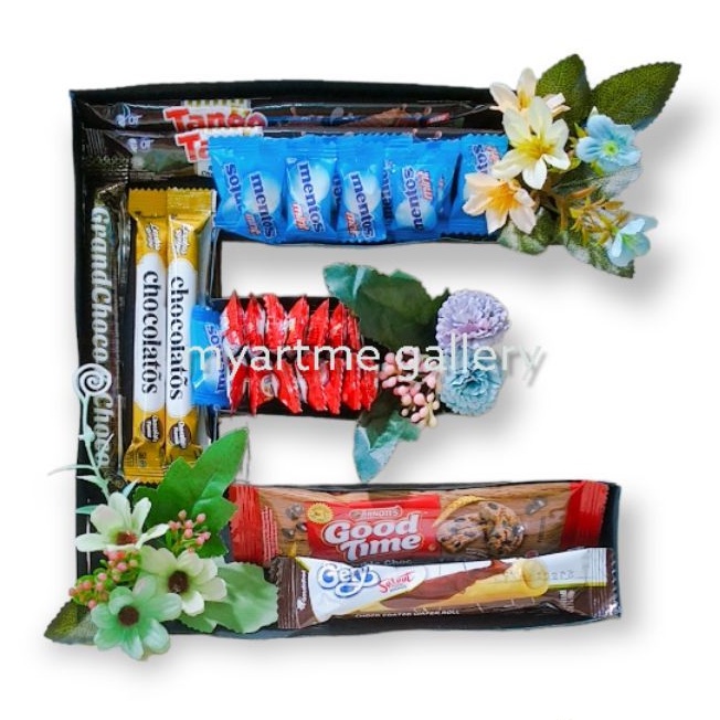 

Snack Box/Hampers Snack/Gift Box/Hampers Jajan Custom Inisial Nama/Angka Free Kartu Ucapan bisa Request Kata-Kata | Hadiah Wisuda Kado Ulang Tahun Graduation Kelulusan Anniversary