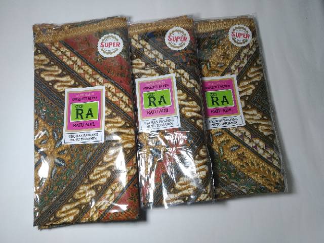 Ratu Adil Batik Halus Kain Tradisional Samping Selendang Panjang untuk Seserahan Pernikahan
