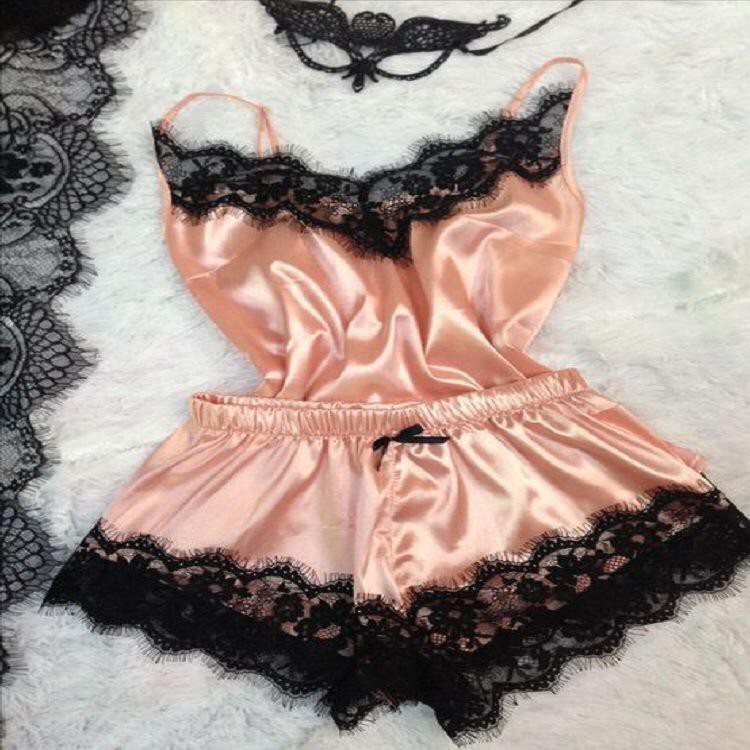 ✅𝐅𝐎𝐈𝐒𝐒® Lingerie Set Sexy  Baju Tidur Wanita Import Sleepwear Bahan Silk Set Wanita 1162-PEACH