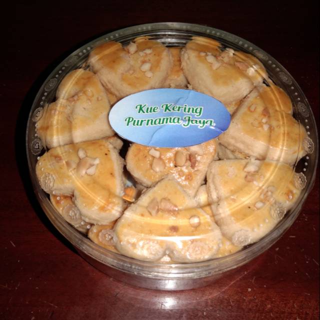 

Kue kering leter kacang