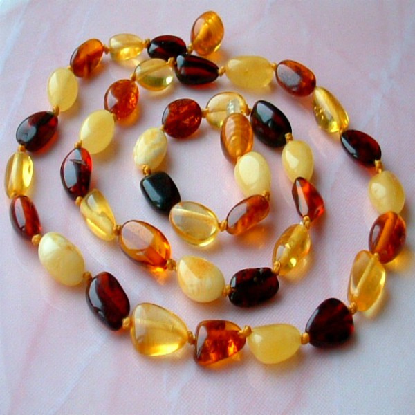 Natural Multi Color Baltic Amber Necklace 48cm 8gr JWG106