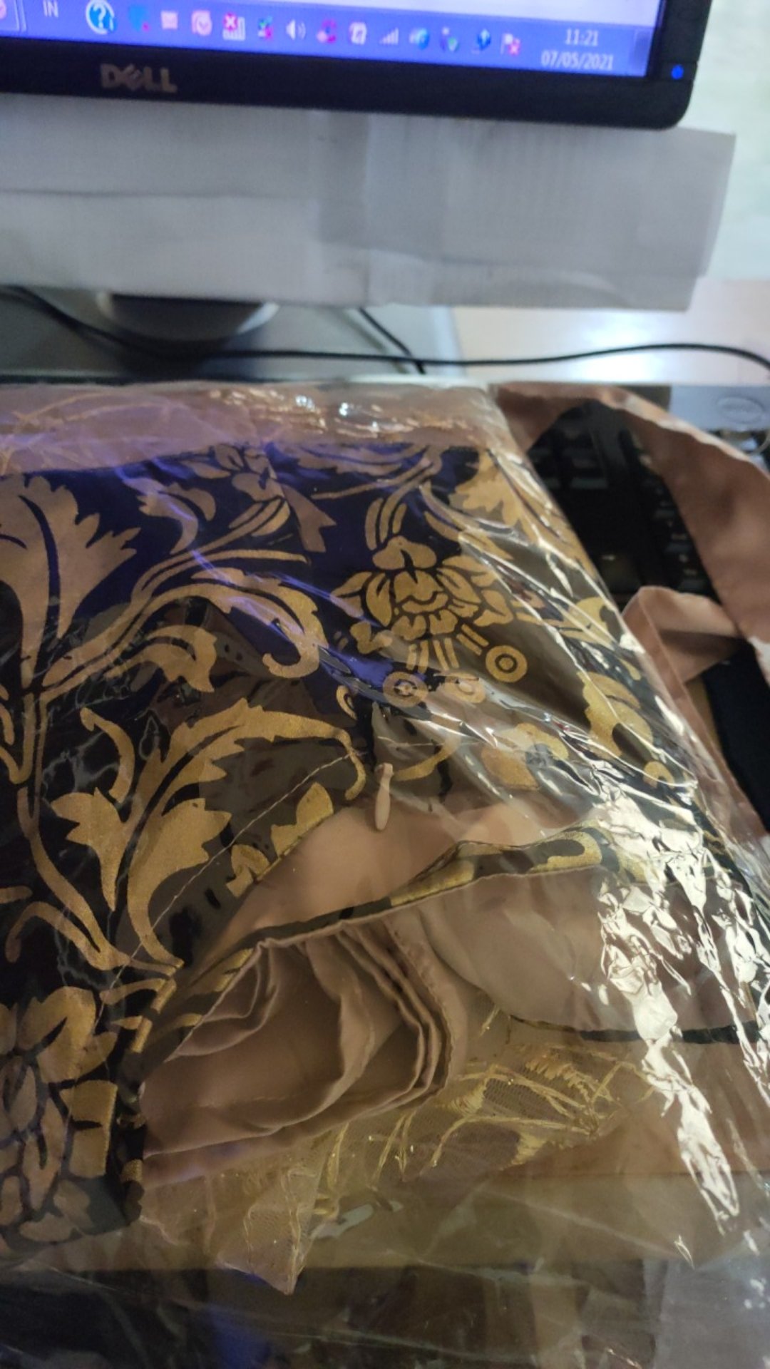 Batik Couple + Anak, Gamis Dan Kemeja Lengan Pendek Limited Edition By Batik Sumber Bahagia